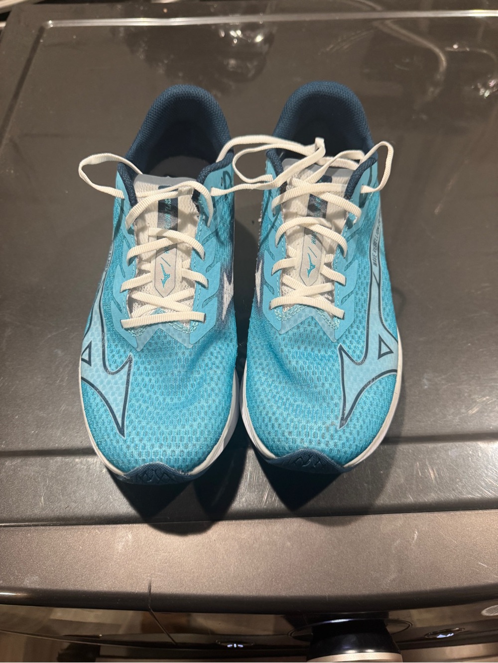 Mizuno wave rebellion flash 2. Teal & White Lightweight Running Sneakers